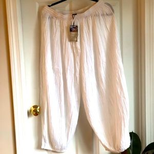 NWT White Gauze Harem Pants Size Medium
